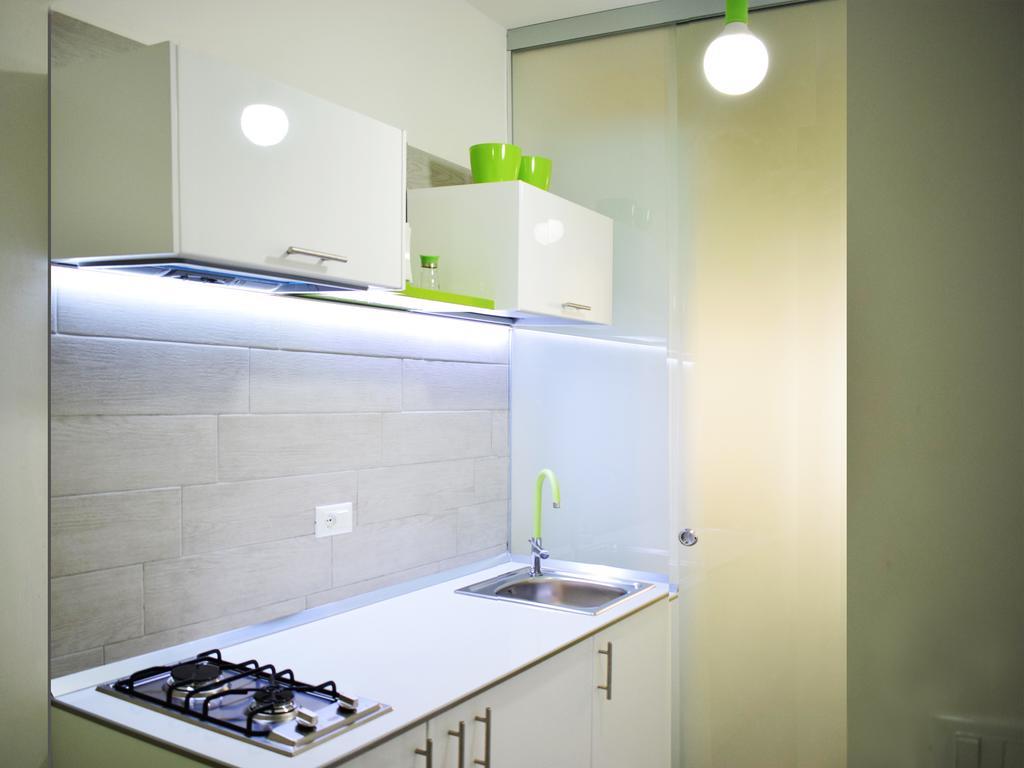 Shower Shows Marsala Exterior foto